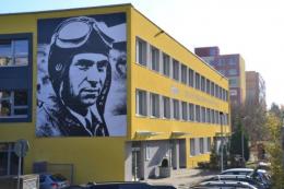 budova školy Socháňova